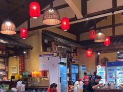 -富正毅三下锅·湘西韵味(天门山索道店)