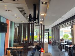 -麦当劳(常山服务区得来速店)