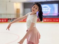 -冰纷万象滑冰场(二七万象城店)