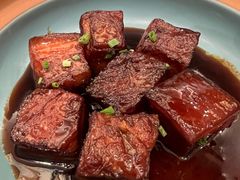 石锅红烧肉-上海和平饭店龙凤厅 Dragon Phoenix