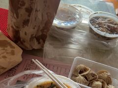 -禾诗夜市大饼油条(松江店)