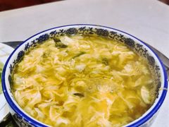 酸辣汤-内蒙联营烧麦 草原石榴红(护国寺店)