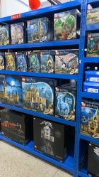 -逝水玩具折扣店