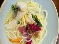 -芸南道·过桥米线(昆明老街旗舰店)