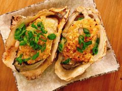 蒜蓉燒廣島蠔-烧烤堂(筲箕湾店)