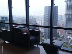 -上海龙之梦万丽酒店