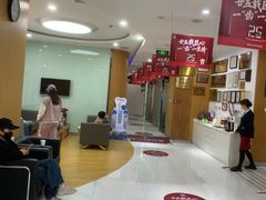 -雅悦齿科(顾村公园店)