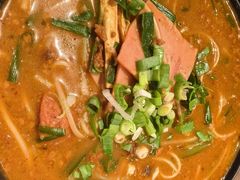 -肥汁米蘭香港米线(宁波路总店)
