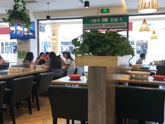 大堂-拿渡·水煮鱼麻辣香锅(王府井奥莱·香江小镇店)