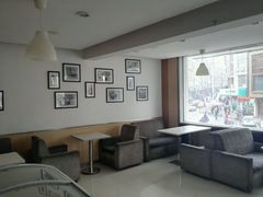 -向阳松鼠(三门井店)