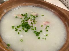 -新大咀港式茶餐厅(宝山万达店)