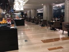 -圣丰索菲特·2 On 988 Café 自助餐厅