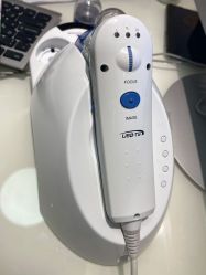 -LESSMORE科技头皮理容中心