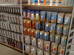 -名创优品(北京新中关购物中心地铁层店)
