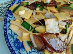 冬笋炒腊肉-生态苑农庄(十里画廊遇龙河店)