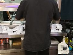 -荀记肉夹馍(三八家乐福店)