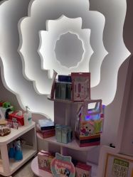 -咪咪专业脱毛连锁机构