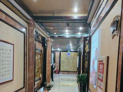 -皇宫大酒店