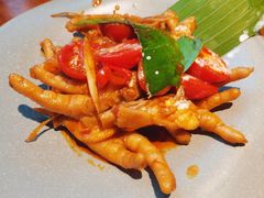 冬阴功汤鸡爪煮-仓库南洋海鲜小排档(柳河路店)