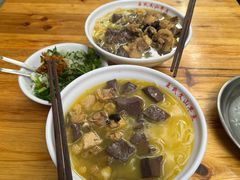 -文山荷鲜居(翠湖店)