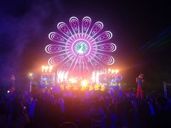 -七彩云南欢乐世界