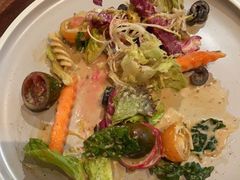 瑶瑶五彩沙拉-原石牛扒·约会餐厅(龙城万科里店)