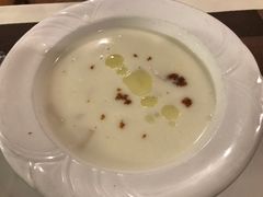 奶油蘑菇汤-红房子西菜馆(淮海中路店)