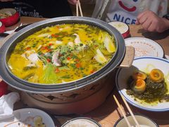 -山城外·非遗酸菜鱼(蜀都万达店)