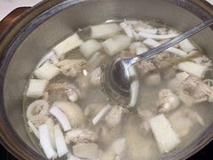 -喃喃椰·糟粕醋·椰子鸡火锅(七堡花园店)