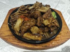 铁板黑椒嫩牛柳-便宜坊烤鸭店(甜水园店)