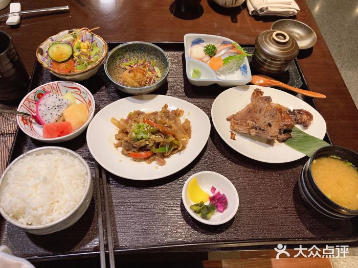 富力希尔顿酒店·源氏日餐厅图片