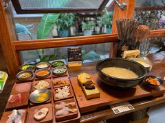 -银米·云南传统过桥米线(双廊黑金冠店)