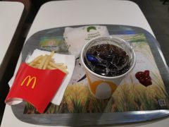 -麦当劳(东方时代广场分店)