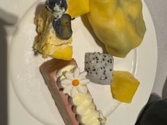 -宁波东钱湖华茂希尔顿酒店·湖畔全日餐厅
