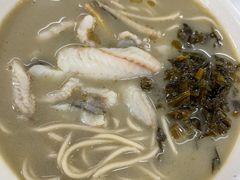 招牌黄鱼面-明呈黄鱼面馆(斜土路店)