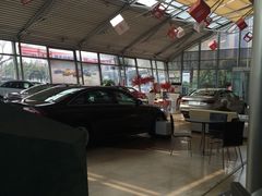 -上海永达奥迪4S店(张杨路店)