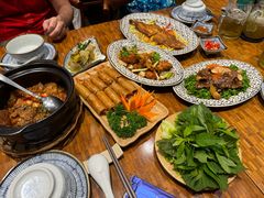 -Hoang Yen Vietnamese Cuisine
