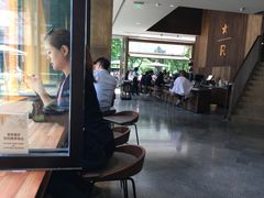 -星巴克臻选(南京艾尚天地店)