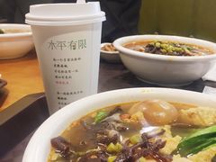 -水平有限螺蛳粉(宏达大厦店)