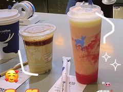 -瑞幸咖啡(临海市银泰城店)