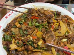 -鲁南仔·滕州炒鸡(经三路店)