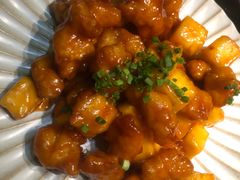 -蜜桃餐厅·伴山(湖滨商业街店)