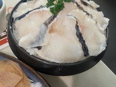 -左庭右院鲜牛肉火锅(浦江欢乐颂店)