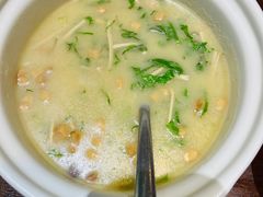 -湖畔鲁菜·二十年老字号餐厅(大明湖店)