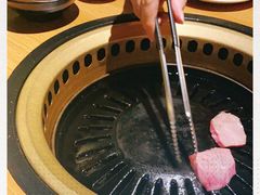 -炼火烤肉店