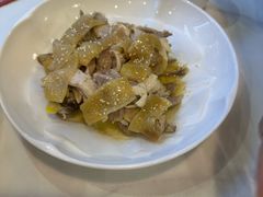 -明本湛江鸡•海鲜小厨(陈家祠店)