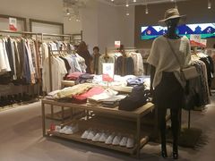 -URBAN REVIVO(北京斯普瑞斯奥特莱斯店)