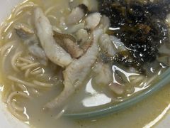 小胃口黄鱼面（熟客专享）-明呈黄鱼面馆(斜土路店)