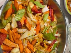 -黄记煌三汁焖锅(新佳丽江汉路店)