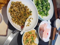 -老唐三下锅 ·张家界地标美食(溪布街店)